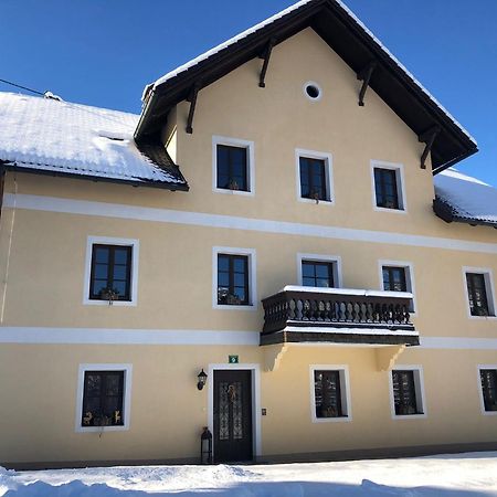 Ferienwohnungen Viktoria Buchegger Grünau im Almtal Esterno foto