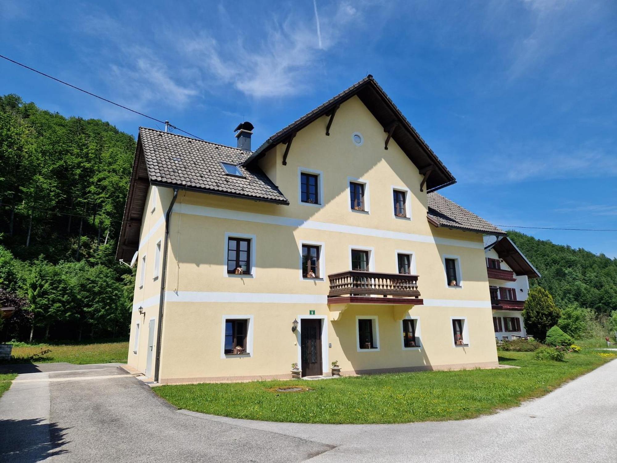 Ferienwohnungen Viktoria Buchegger Grünau im Almtal Esterno foto